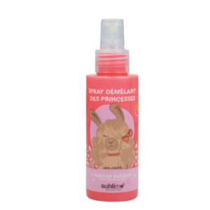 Spray Démêlant des princesses LAMA Sublimo 100ml : flacon rose au parfum mangue, lama couronné souriant et fond floral sur l'étiquette.