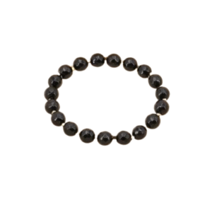 Le bracelet perles en pierres style bouddhiste / noir présente des perles noires rondes et brillantes, régulièrement espacées et enfilées dans un design circulaire classique, sur un fond blanc.