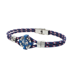 Bracelet homme acier cordon multi colors /Bleu : Un bracelet pour homme sur le thème du nautisme avec une breloque d'ancre bleue, des gravures "SAIL" et "NWL", sur un cordon tressé bleu marine et rouge avec des fermoirs en argent.