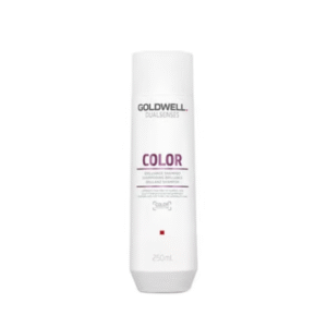 Un flacon blanc de 250 ml de shampooing colorant Goldwell Dualsenses, avec un texte violet et noir, se tient debout sur un fond blanc uni.