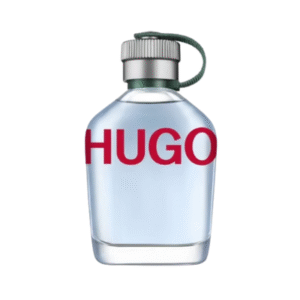 Une eau de toilette Hugo Boss Hugo Man de 75 ml dans un flacon en verre transparent avec un bouchon argenté, une lanière verte et le texte "HUGO" en rouge sur le devant, sur un fond blanc.